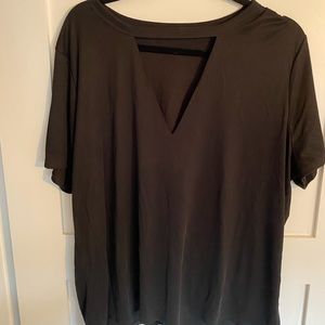 Vneck tee